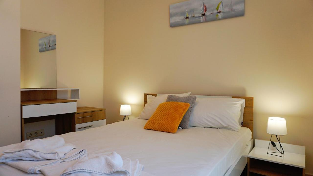 Ваканционни Апартаменти Калиакрия - Holiday Apartments Kaliakria Topola Exteriör bild