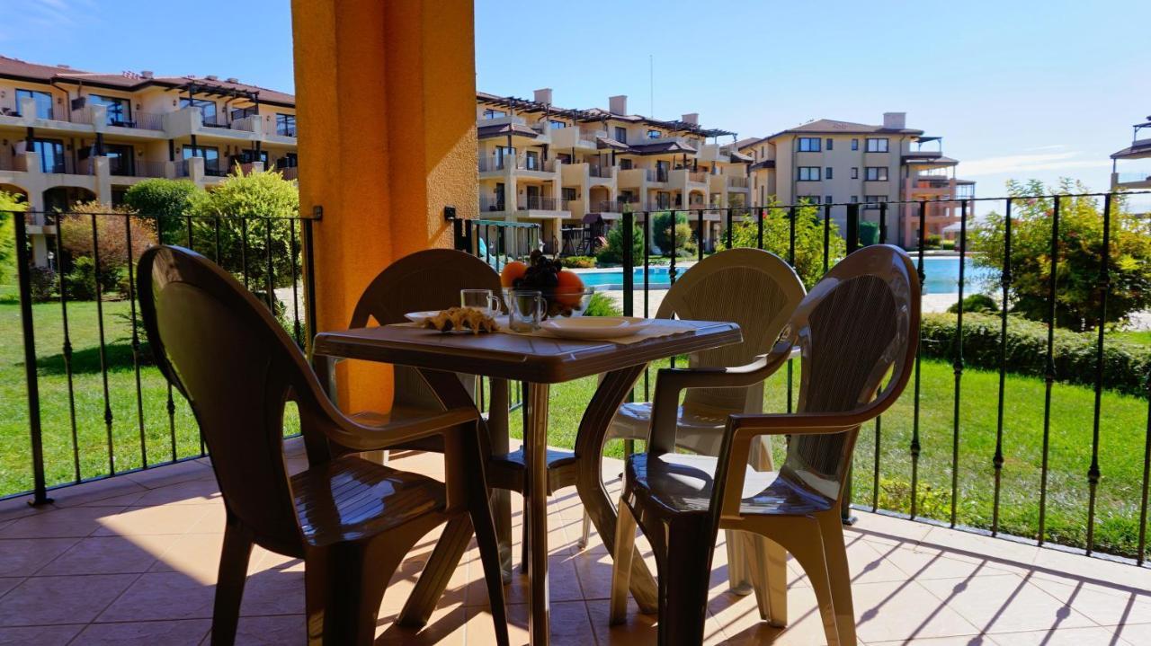 Ваканционни Апартаменти Калиакрия - Holiday Apartments Kaliakria Topola Exteriör bild