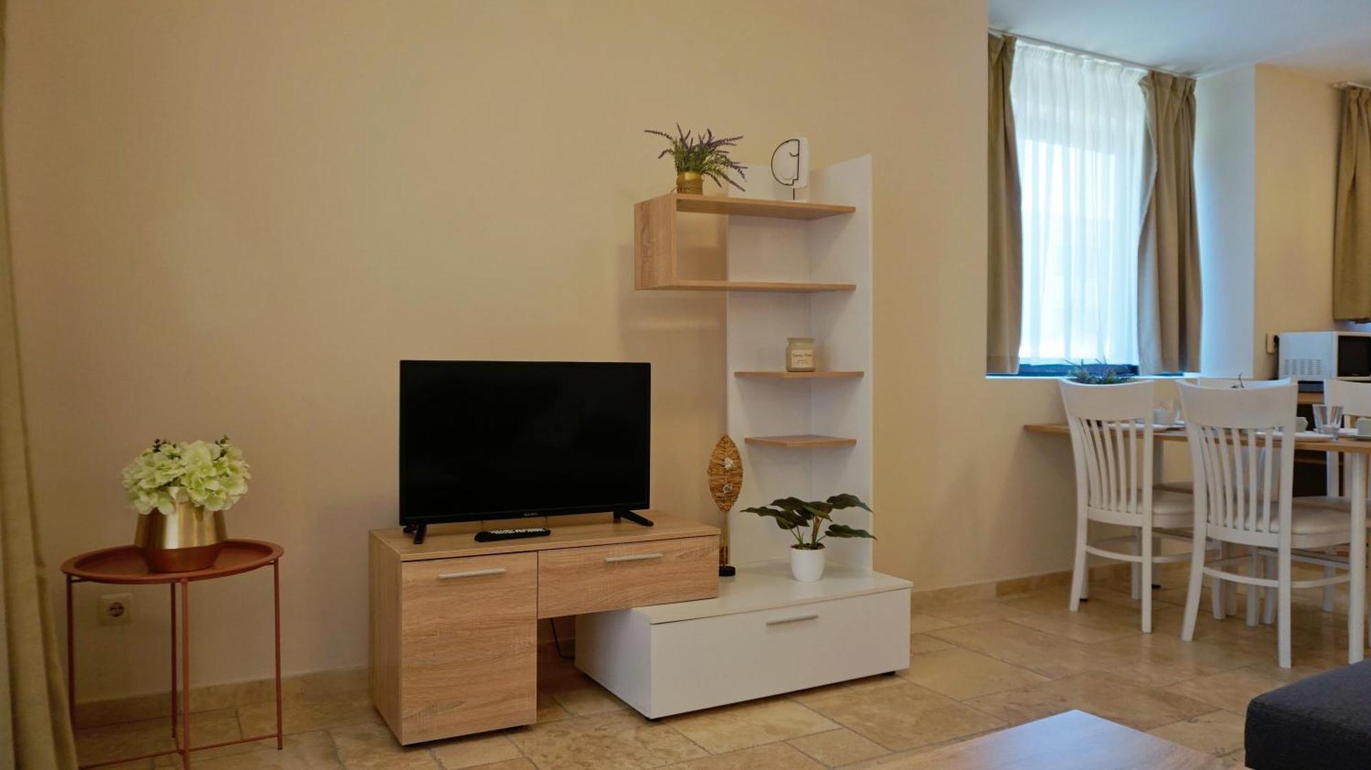Ваканционни Апартаменти Калиакрия - Holiday Apartments Kaliakria Topola Exteriör bild