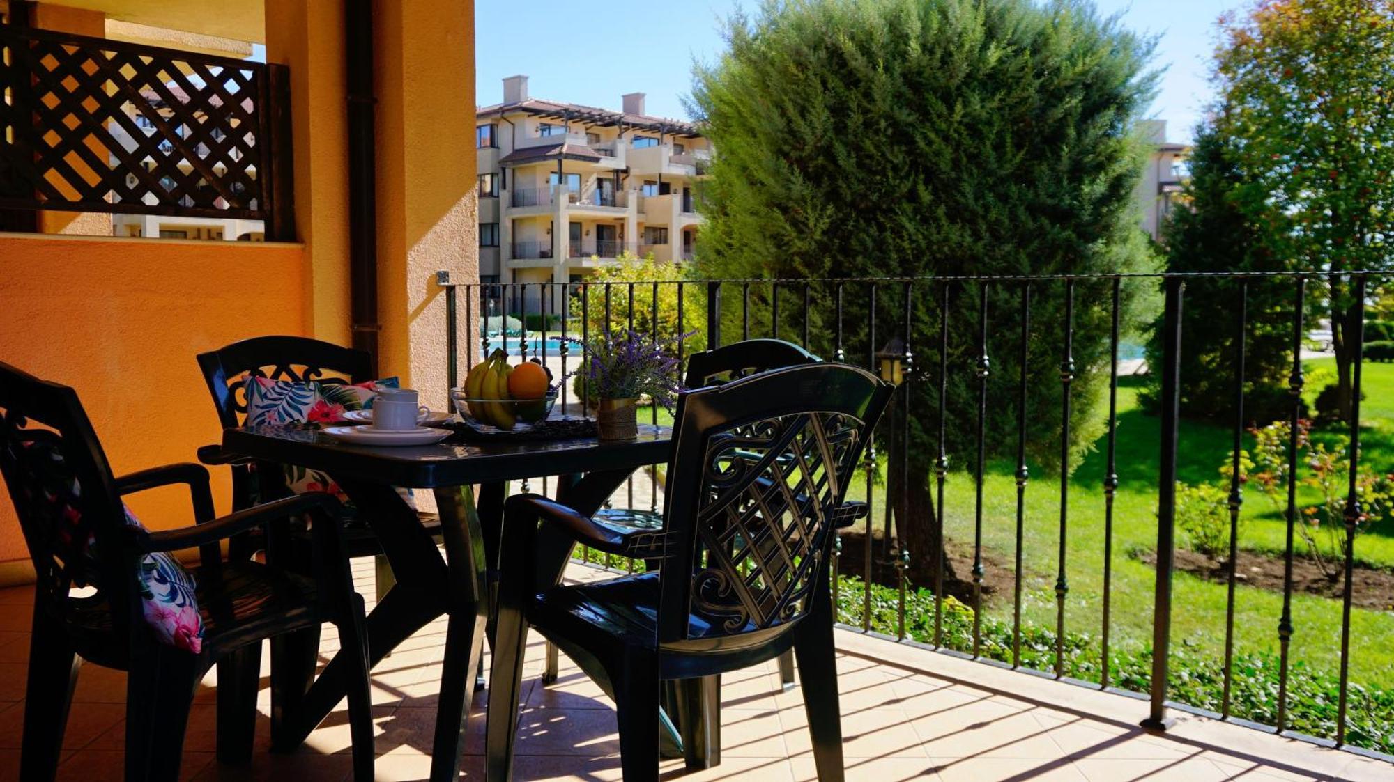 Ваканционни Апартаменти Калиакрия - Holiday Apartments Kaliakria Topola Exteriör bild