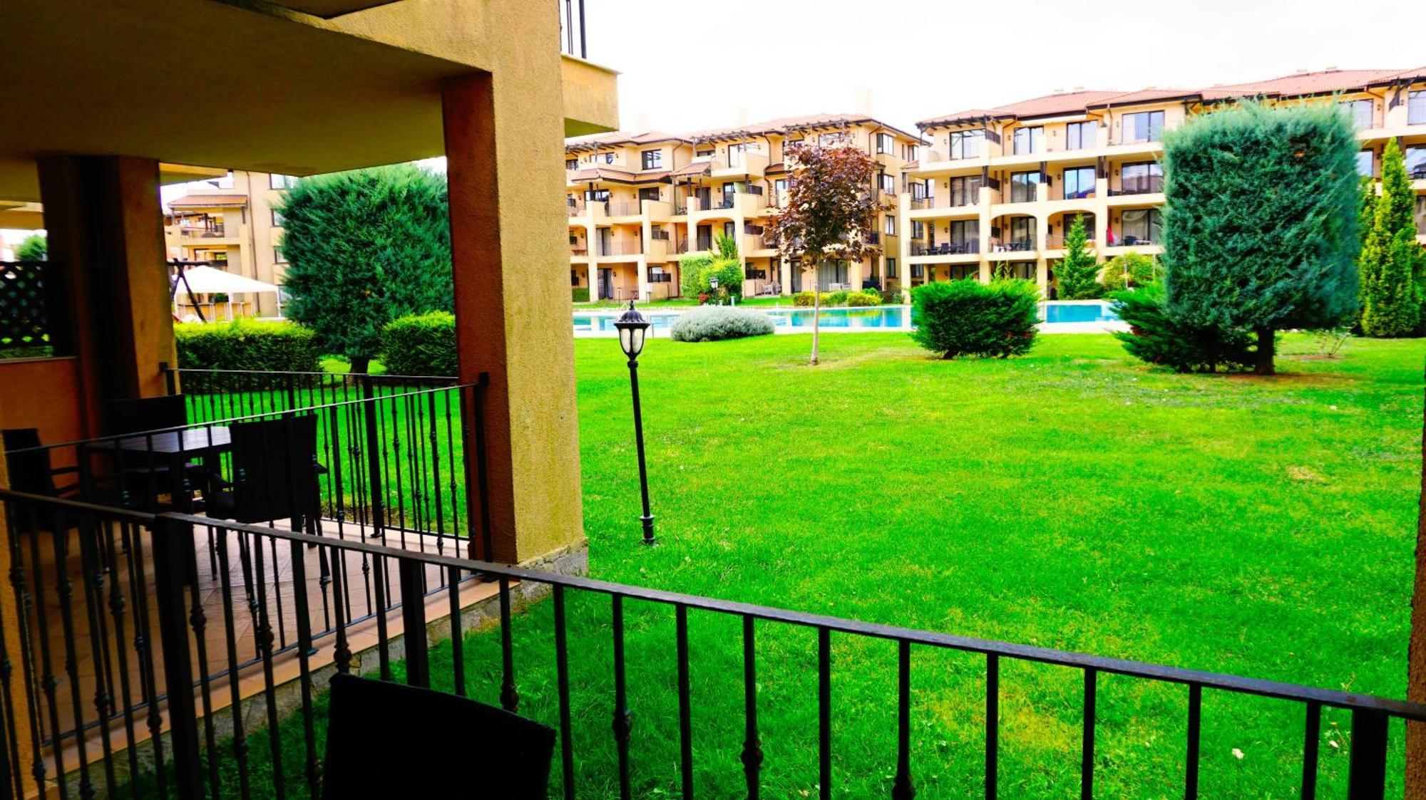 Ваканционни Апартаменти Калиакрия - Holiday Apartments Kaliakria Topola Exteriör bild