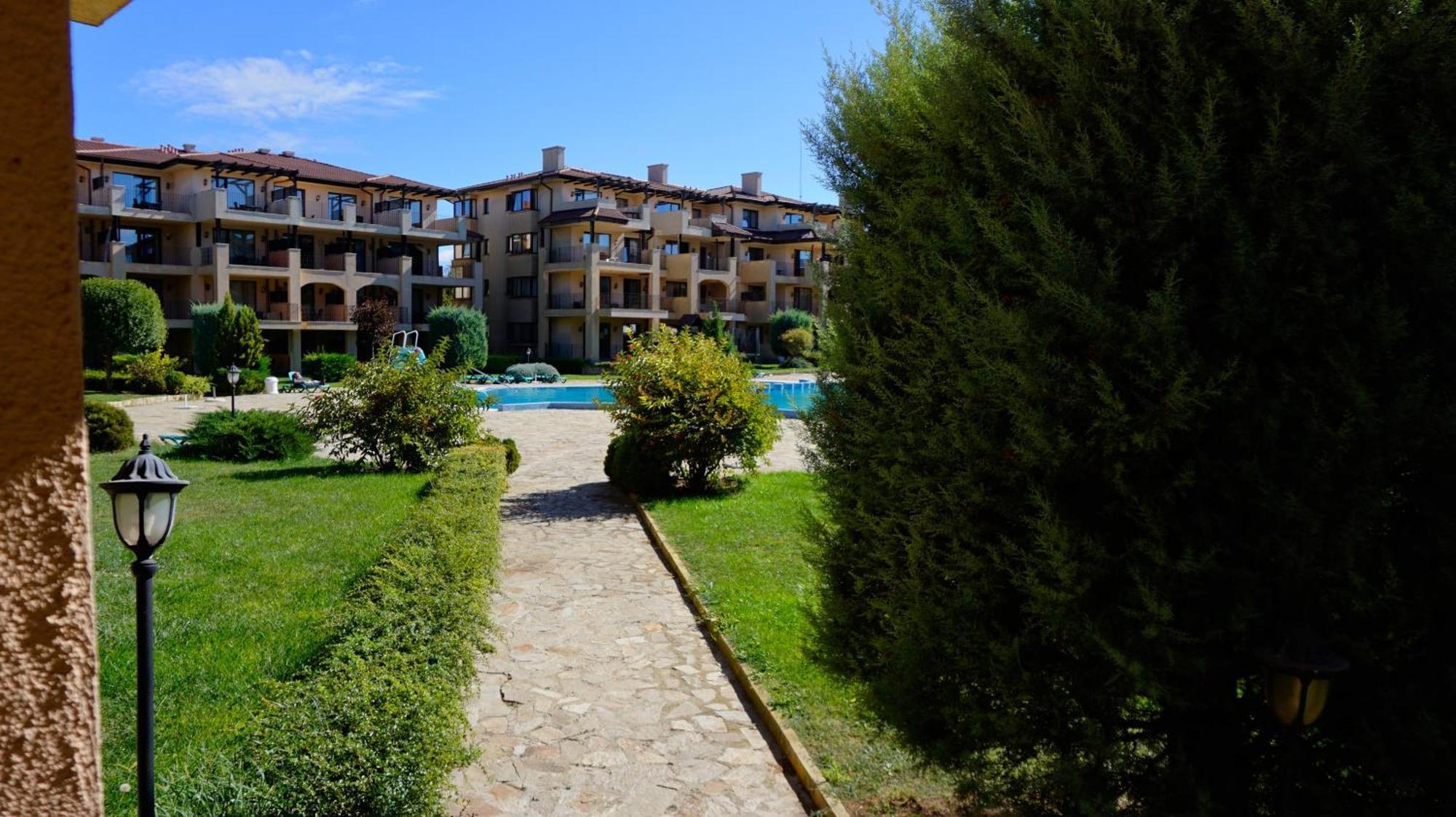 Ваканционни Апартаменти Калиакрия - Holiday Apartments Kaliakria Topola Exteriör bild