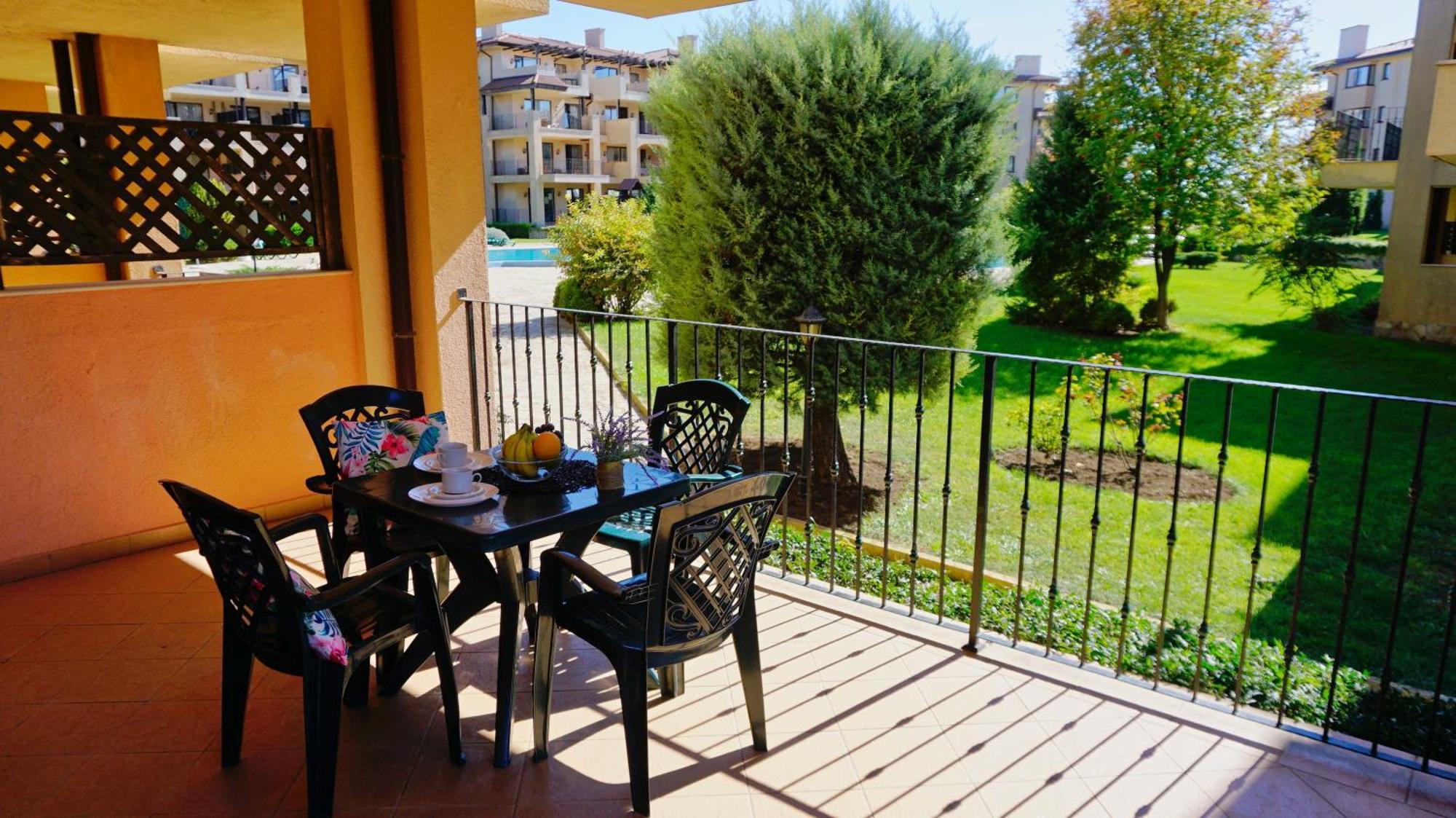 Ваканционни Апартаменти Калиакрия - Holiday Apartments Kaliakria Topola Exteriör bild